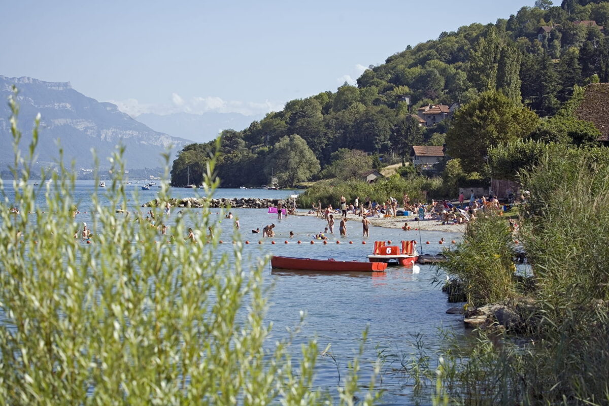 Escapade inoubliable sur la plage de Conjux ce que vous devez savoir